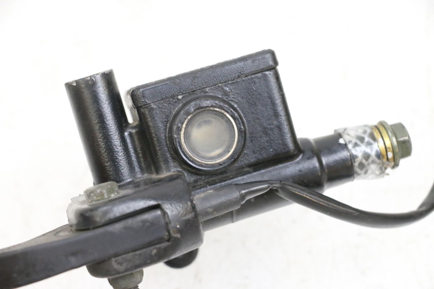 photo de VOORREMHOOFDREMSILINDER JM MOTORS OLDIES GT 4T 50 (2018 - 2025) - Detail van het onderdeel