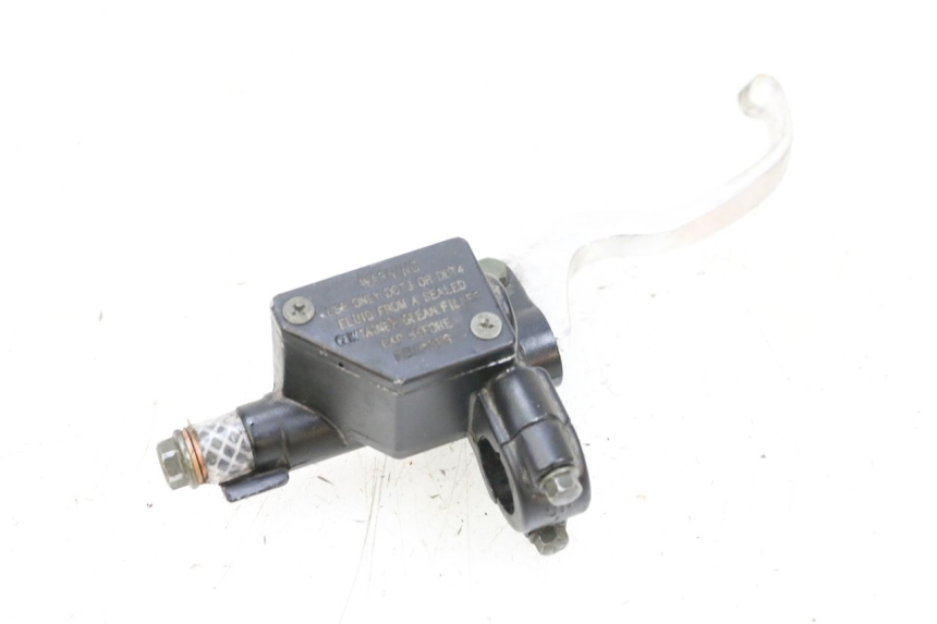 photo de VOORREM HOOFDREMSILINDER SYM ORBIT 2 50 (2008 - 2014) - Bevestigingspunten