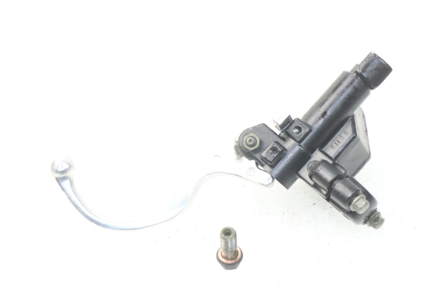 photo de VOORREMHOOFDREMSILINDER SYM ORBIT III 3 4T 50 (2018 - 2021) - Zoom op gebruiksstaat