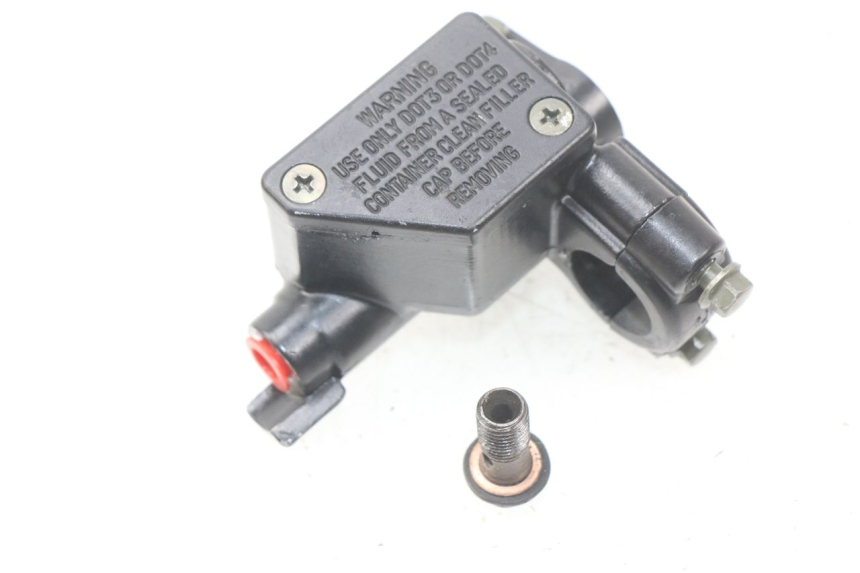 photo de VOORREMHOOFDREMSILINDER SYM ORBIT III 3 4T 50 (2021 - 2025) - Andere kijkhoek