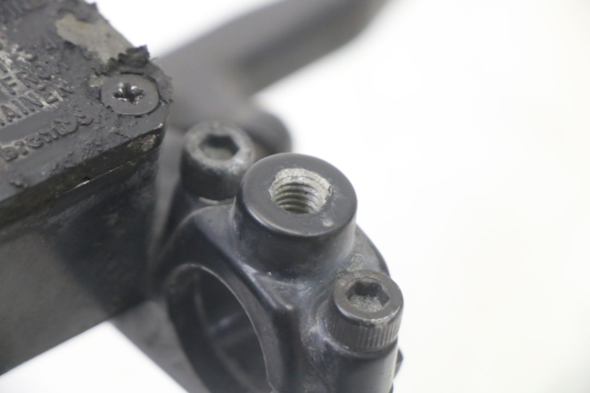 photo de VOORREMHOOFDREMSILINDER MBK OVETTO 4T 50 (2008 - 2016) - Andere kijkhoek