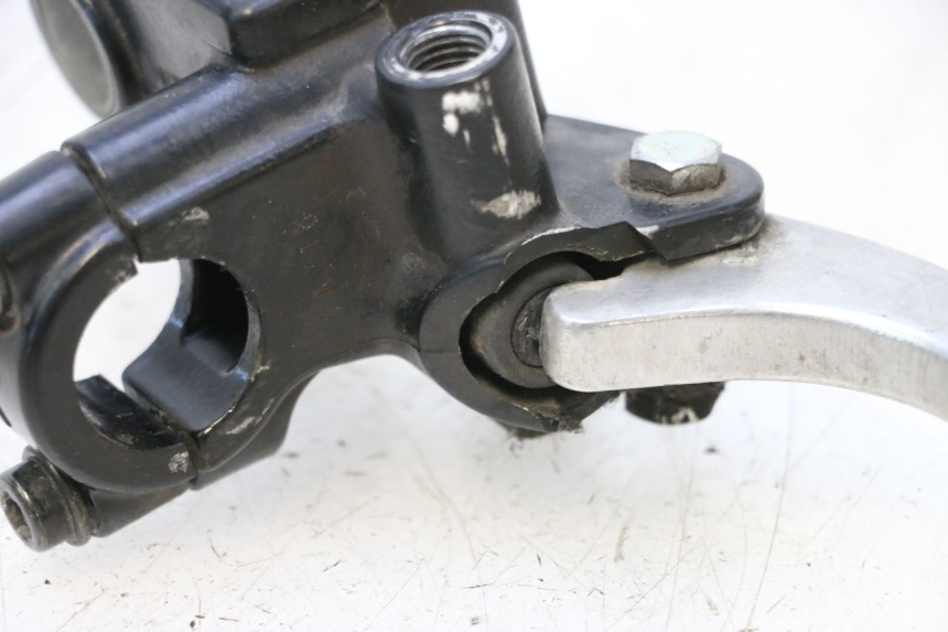 photo de VOORREM HOOFDREMSILINDER HONDA PCX (JF57/JF64) 125 (2014 - 2018) - Technische close-up