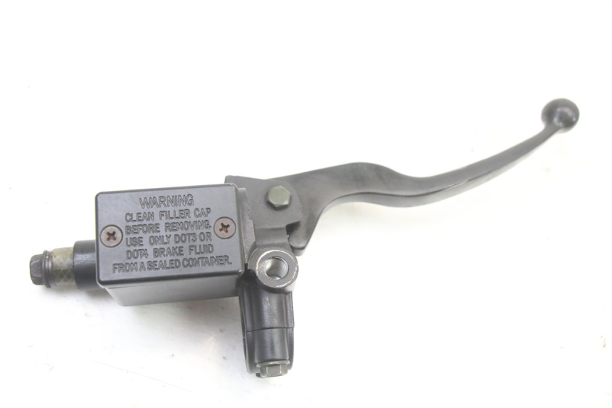 photo de VOORREM HOOFDREMSILINDER PEUGEOT CITYSTAR 125 (2011 - 2017) - Hoofdaanzicht