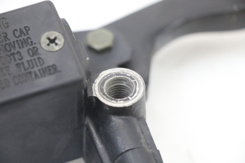 photo de VOORREMHOOFDREMSILINDER PEUGEOT CITYSTAR 50 (2013 - 2017) - Zoom op gebruiksstaat