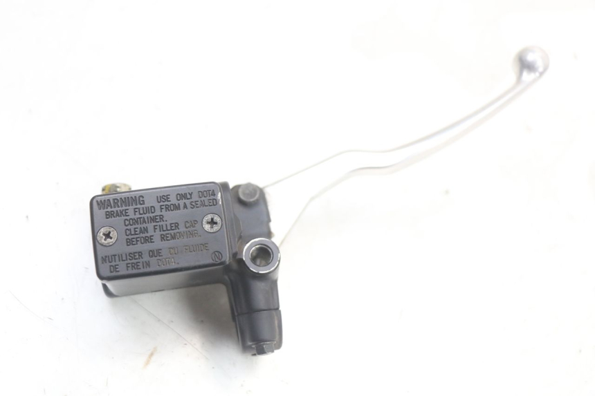 photo de VOORREM HOOFDREMSILINDER PEUGEOT SATELIS 125 (2010 - 2012) - Detail van het onderdeel