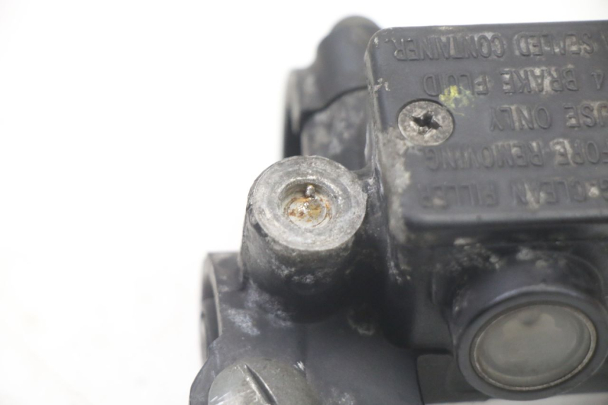 photo de VOORREMHOOFDREMSILINDER PIAGGIO VESPA LX 2T 50 (2005 - 2013) - Zoom op gebruiksstaat