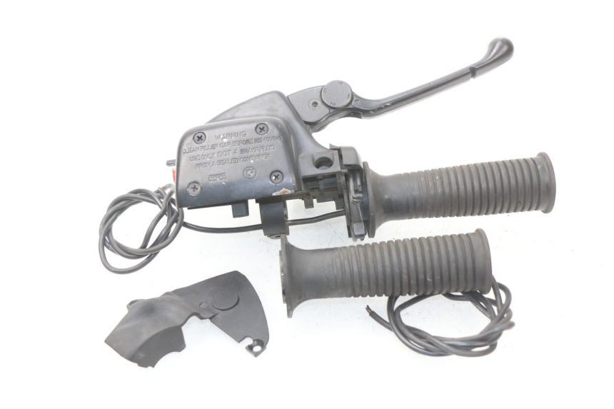 photo de VOORREM HOOFDREMSILINDER BMW R GS 1150 (1999 - 2004) - Markeringen en referenties