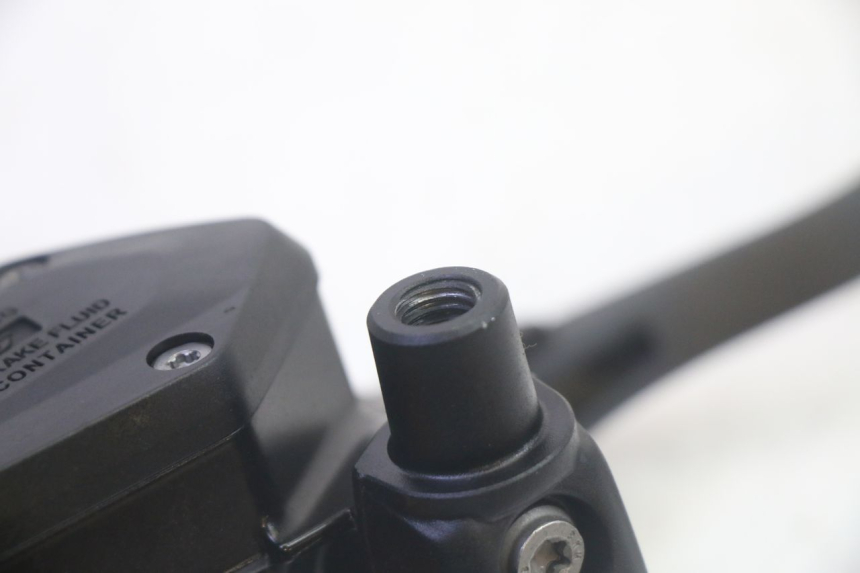 photo de VOORREM HOOFDREMSILINDER BMW R GS 1250 (2021 - 2024) - Zoom op gebruiksstaat