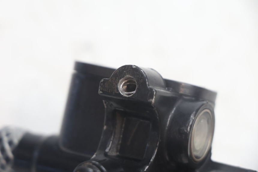 photo de VOORSTE HOOFDREMMEESTER JM MOTORS R-MAX TECH 50 (2024 - 2026) - Technische close-up