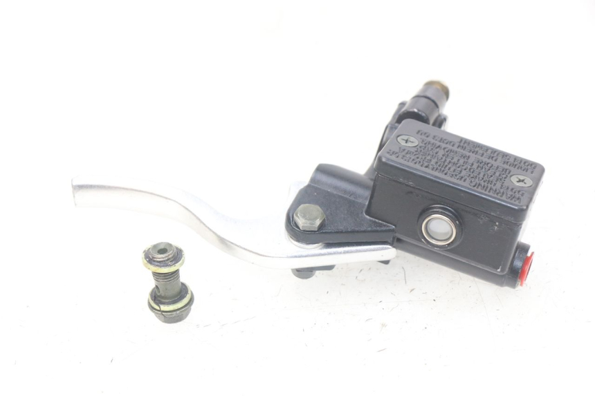 photo de VOORREM HOOFDREMSILINDER APOLLO RFZ 150 - Hoofdaanzicht