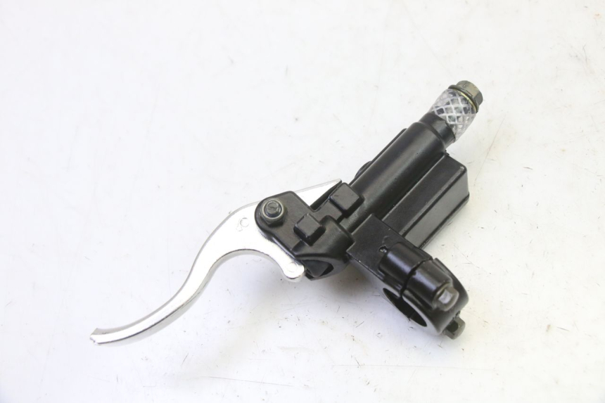 photo de VOORREMHOOFDREMSILINDER APOLLO RFZ 125 - Bevestigingspunten