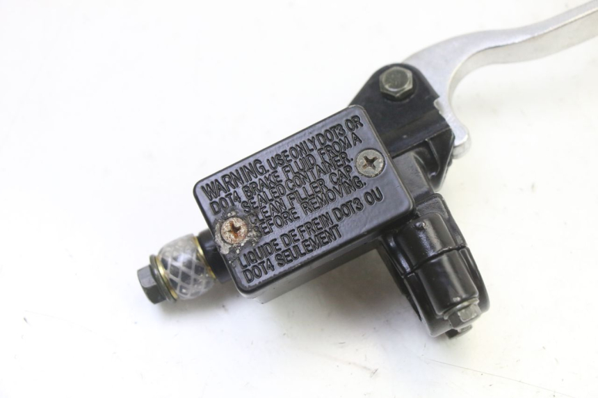 photo de VOORREMHOOFDREMSILINDER APOLLO RFZ 125 - Detail van het onderdeel