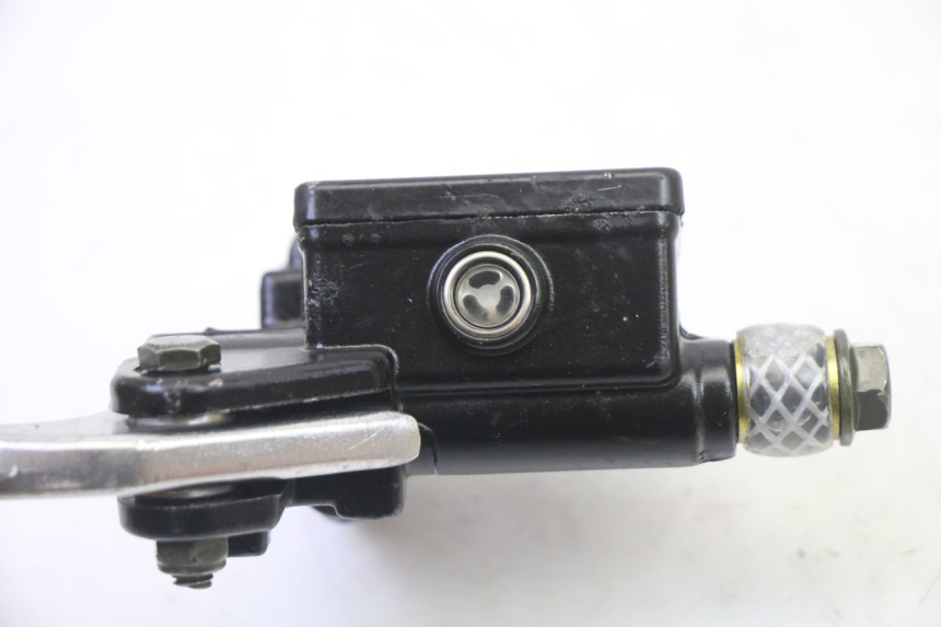 photo de VOORREMHOOFDREMSILINDER APOLLO RFZ 125 - Technische close-up