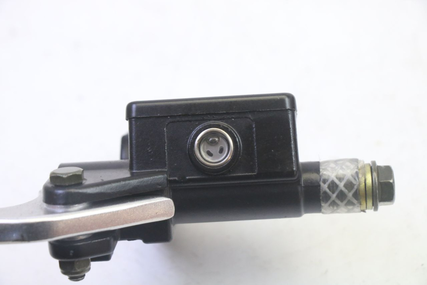 photo de VOORREMHOOFDREMSILINDER APOLLO RFZ 125 - Technische close-up