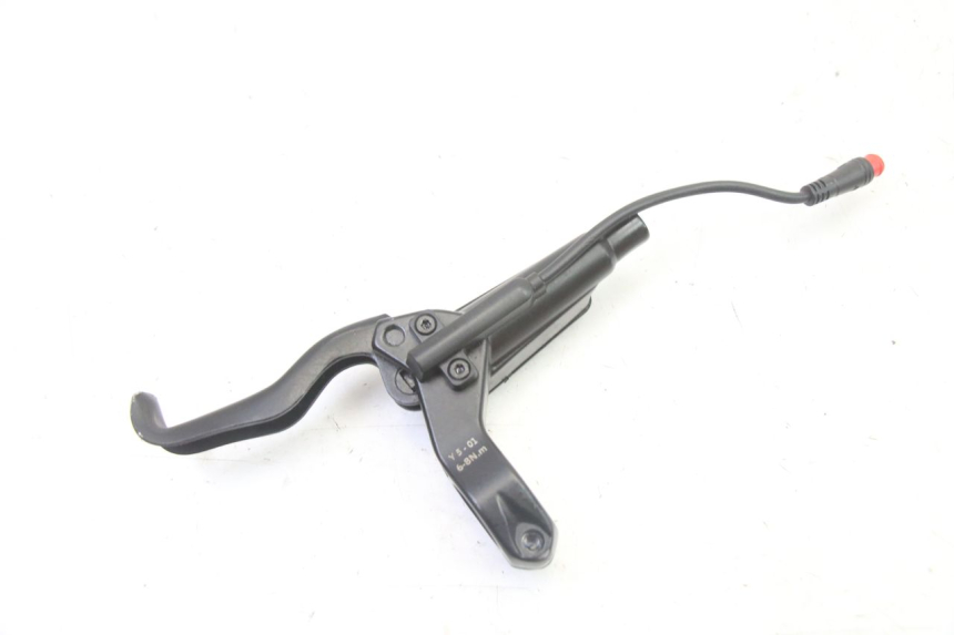 photo de VOORREM HOOFDREMSILINDER HERO S10 1 - Bevestigingspunten