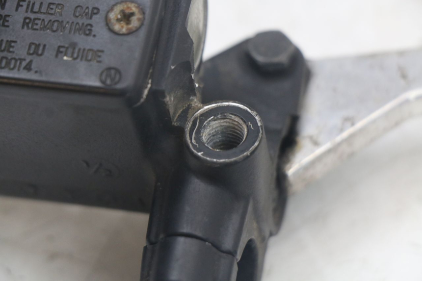 photo de VOORREMHOOFDREMSILINDER PEUGEOT SATELIS 125 (2006 - 2009) - Zoom op gebruiksstaat