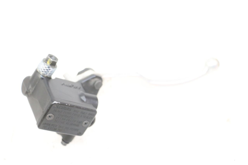 photo de VOORREM HOOFDREMSILINDER PEUGEOT SATELIS 125 (2013 - 2018) - Zoom op gebruiksstaat