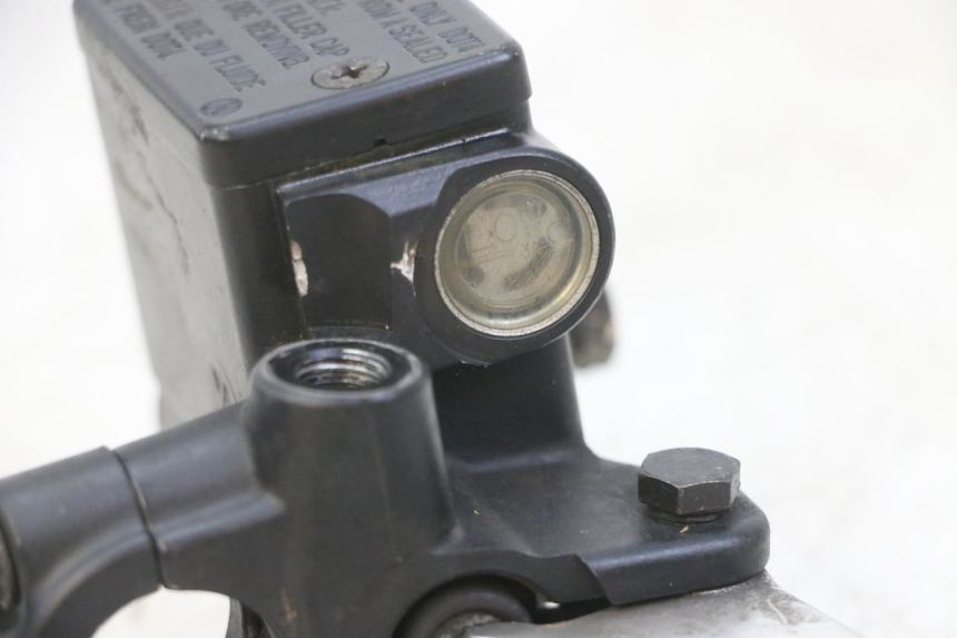 photo de VOORREM HOOFDREMSILINDER PEUGEOT SATELIS 125 (2013 - 2018) - Overzicht