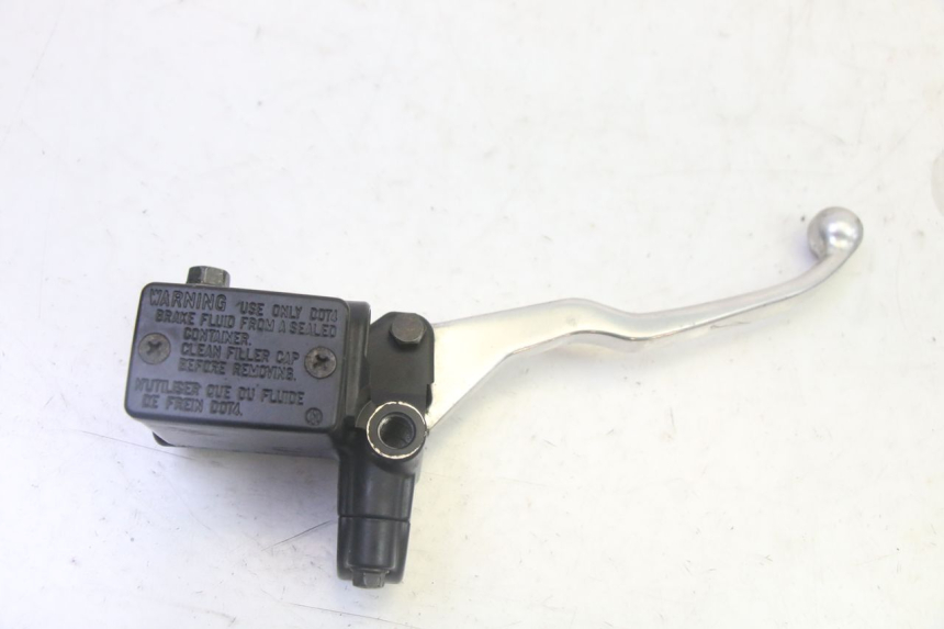 photo de VOORREM HOOFDREMSILINDER PEUGEOT SATELIS 125 (2010 - 2012) - Hoofdaanzicht