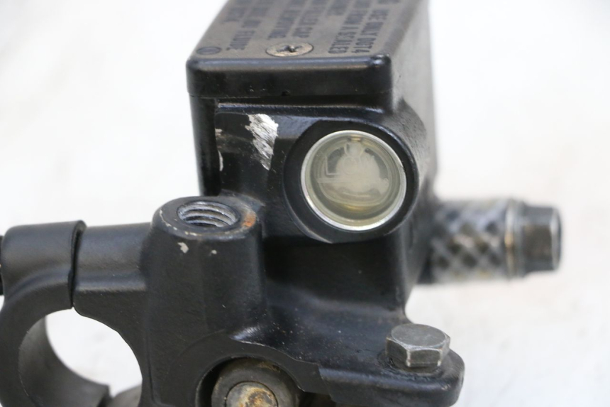 photo de VOORREM HOOFDREMSILINDER PEUGEOT SATELIS 125 (2013 - 2018) - Zoom op gebruiksstaat