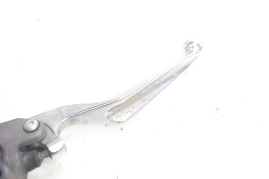 photo de VOORREMHOOFDREMSILINDER PEUGEOT SATELIS 125 (2006 - 2009) - Andere kijkhoek