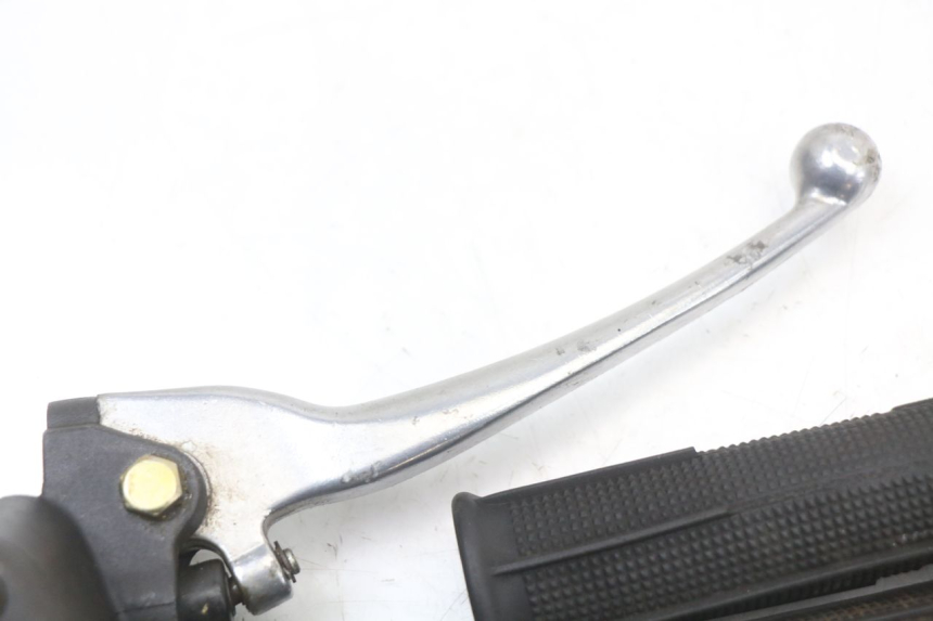 photo de VOORREMHOOFDREMSILINDER APRILIA SCARABEO GT 125 (1999 - 2007) - Technische close-up