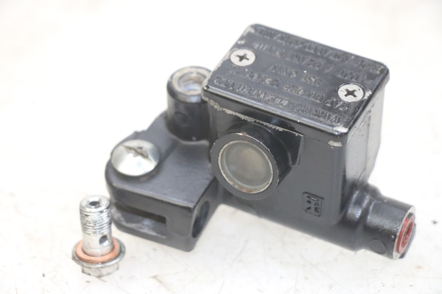 photo de VOORREM HOOFDREMSILINDER APRILIA SR 2T 50 (2012 - 2017) - Hoofdaanzicht