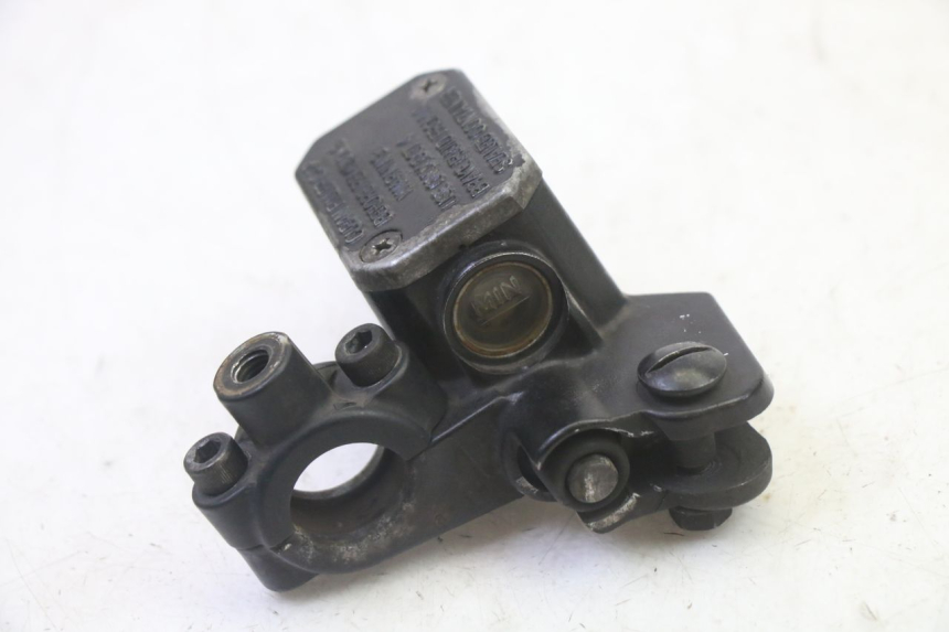 photo de VOORREM HOOFDREMSILINDER APRILIA SR R 2T LC 50 (2018 - 2021) - Andere kijkhoek