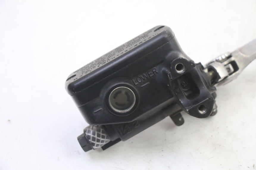 photo de VOORREM HOOFDREMSILINDER HONDA ST PAN EUROPEAN 1300 (2002 - 2013) - Zoom op gebruiksstaat