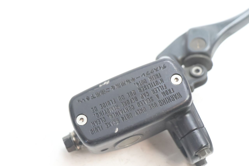photo de VOORSTE HOOFDREMMEESTER HONDA ST PAN EUROPEAN 1100 (1990 - 2002) - Detail van het onderdeel