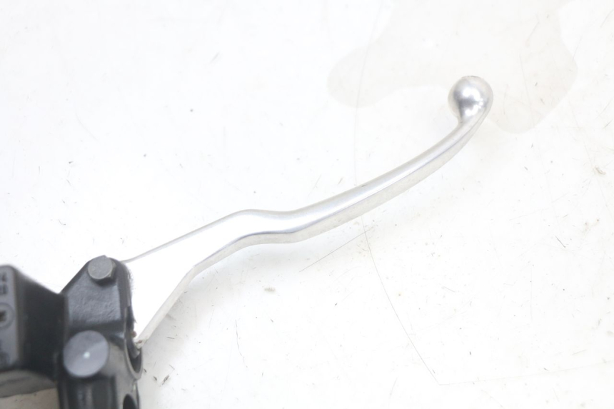 photo de VOORREM HOOFDREMSILINDER SUZUKI BURGMAN 125 (2018 - 2021) - Technische close-up