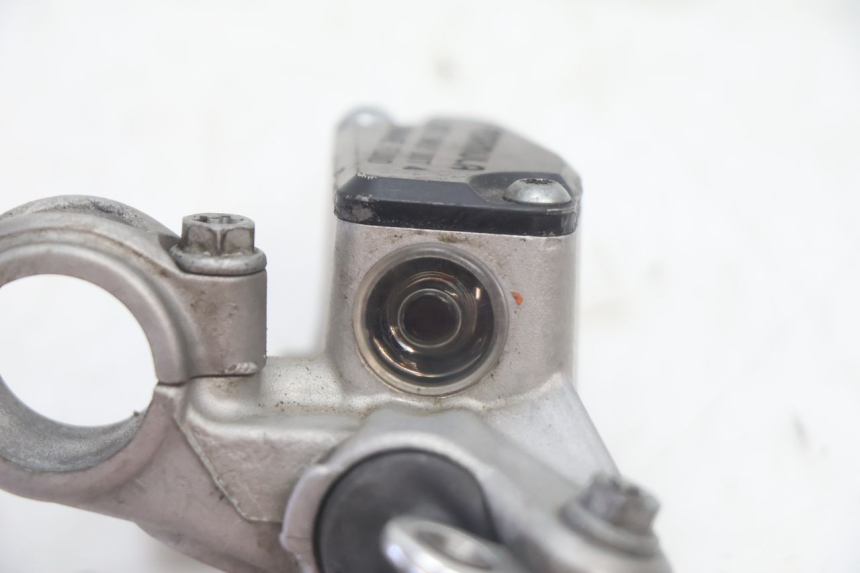 photo de VOORSTE HOOFDREMMER KTM SX 85 (2018 - 2024) - Bevestigingspunten