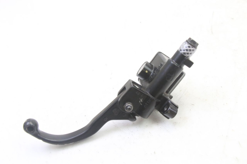 photo de VOORREMHOOFDREMSILINDER APRILIA SXR 50 (2021 - 2023) - Bevestigingspunten