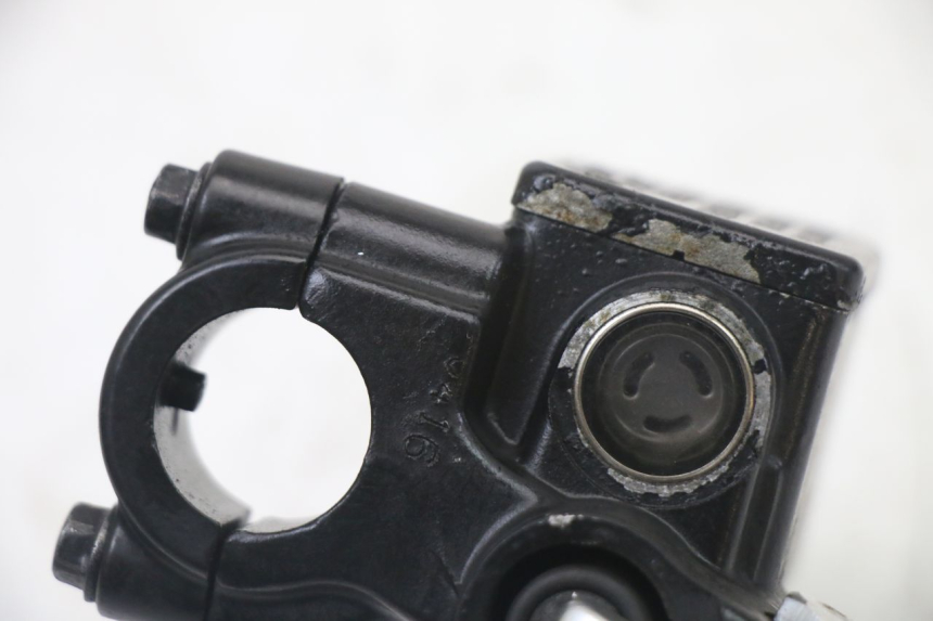 photo de VOORREM HOOFDREMSILINDER SYM FIDDLE 3 III 125 (2014 - 2020) - Technische close-up