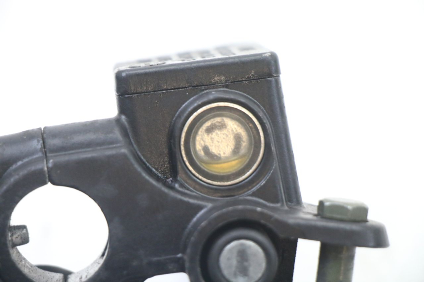 photo de VOORREM HOOFDREMSILINDER SYM ORBIT 2 4T 50 (2008 - 2017) - Andere kijkhoek