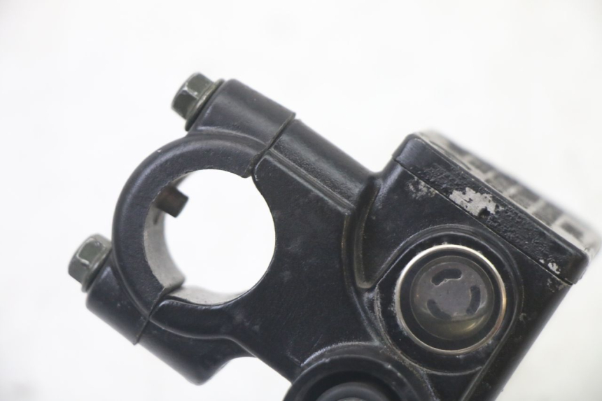 photo de VOORREMHOOFDREMSILINDER SYM ORBIT III 3 4T 50 (2018 - 2021) - Technische close-up