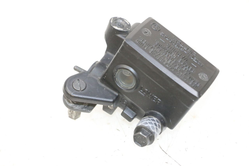 photo de VOORREM HOOFDREMSILINDER YAMAHA TDM ABS 900 (2002 - 2014) - Hoofdaanzicht