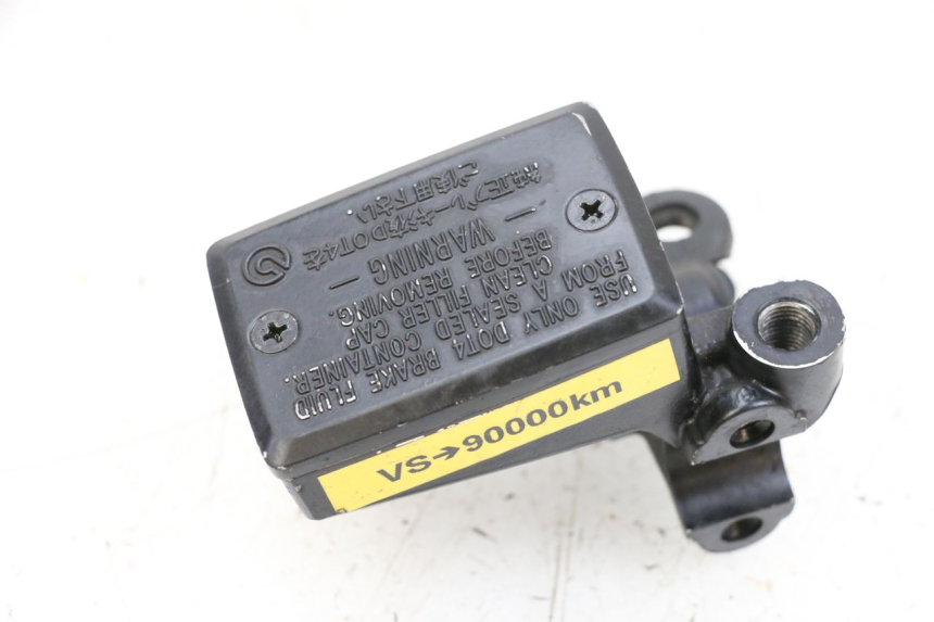 photo de VOORREM HOOFDREMSILINDER YAMAHA TDM ABS 900 (2002 - 2014) - Overzicht