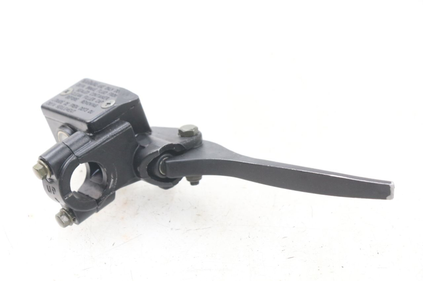 photo de VOORREMHOOFDREMSILINDER BAOTIAN TRAVEL SPIRIT 50 (2010 - 2012) - Technische close-up