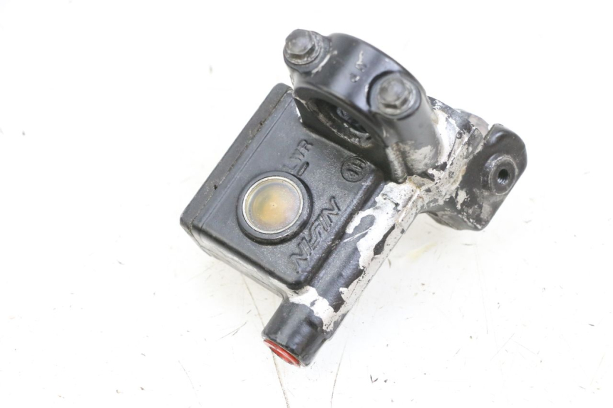 photo de VOORREMHOOFDREMSILINDER YAMAHA TTR 125 (2000 - 2020) - Technische close-up