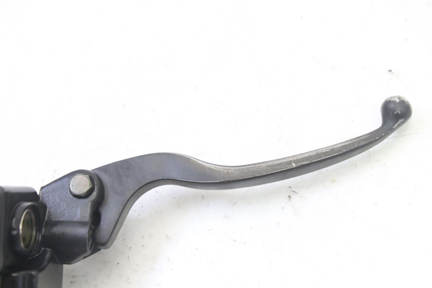 photo de VOORREM HOOFDREMSILINDER PEUGEOT V-CLIC VCLIC 50 (2007 - 2013) - Zoom op gebruiksstaat