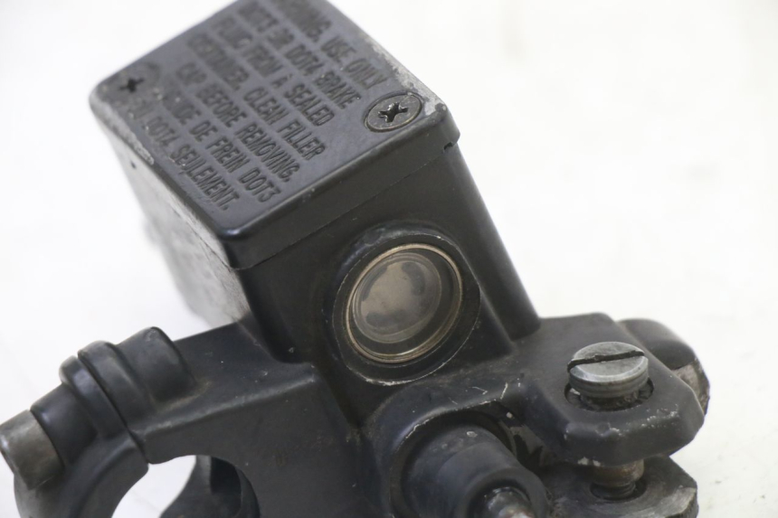 photo de VOORREMHOOFDREMSILINDER PEUGEOT VIVACITY NEW 4T 50 (2008 - 2017) - Technische close-up