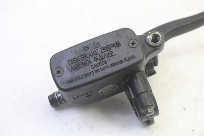 photo de VOORREM HOOFDREMSILINDER DAELIM VJ ROADWIN FI 125 (2008 - 2017) - Detail van het onderdeel