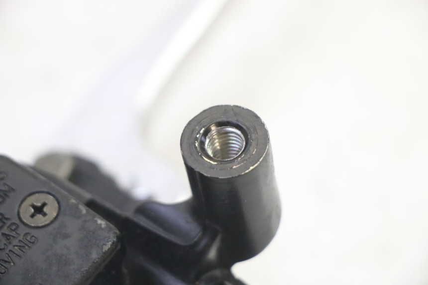 photo de VOORREMHOOFDREMSILINDER MBK WAAP 125 (2008 - 2013) - Zoom op gebruiksstaat