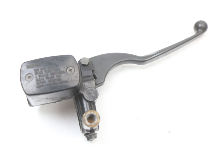 photo de VOORREM HOOFDREMSILINDER YAMAHA XMAX X-MAX ABS 125 (2017 - 2020) - Detail van het onderdeel