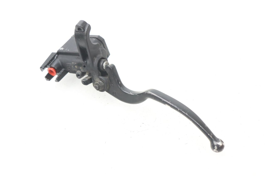 photo de VOORREM HOOFDREMSILINDER YAMAHA XMAX X-MAX 125 (2006 - 2009) - Zoom op gebruiksstaat