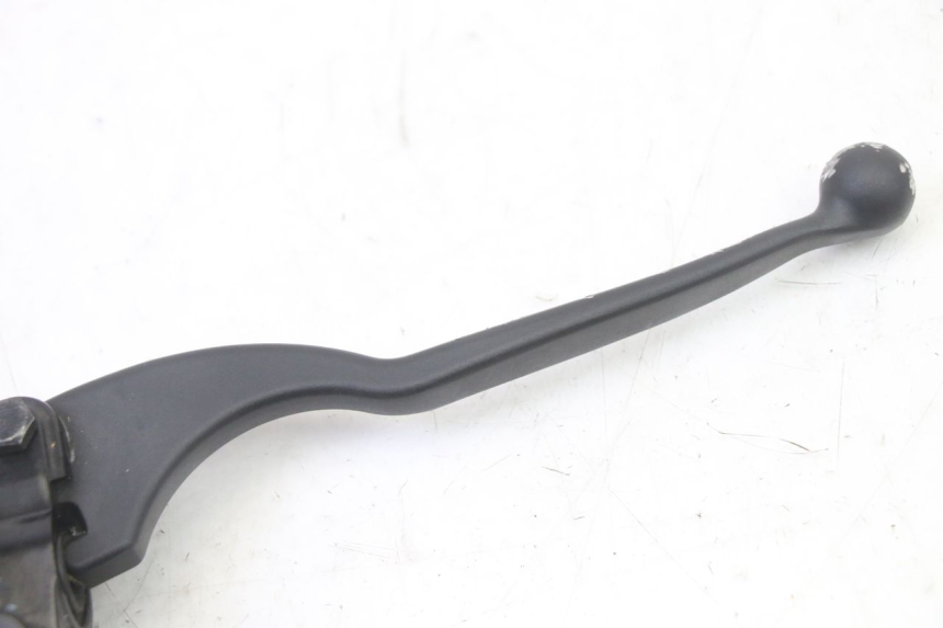 photo de VOORREM HOOFDREMSILINDER YAMAHA XMAX X-MAX 125 (2021 - 2025) - Andere kijkhoek