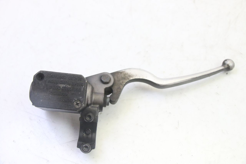 photo de VOORREM HOOFDREMSILINDER YAMAHA X-MAX XMAX 125 (2010 - 2013) - Hoofdaanzicht