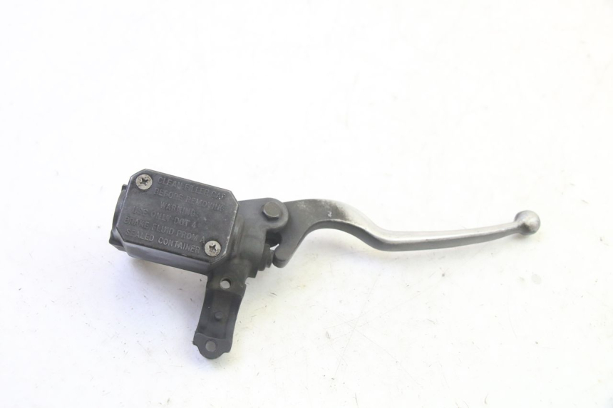 photo de VOORREM HOOFDREMSILINDER YAMAHA X-MAX XMAX 125 (2010 - 2013) - Hoofdaanzicht