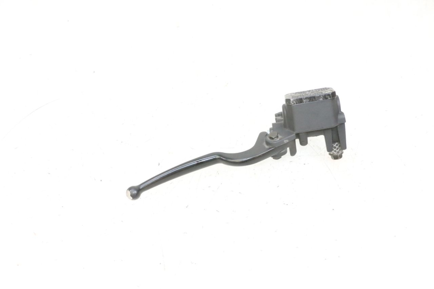 photo de VOORREM HOOFDREMSILINDER YAMAHA XMAX X-MAX 125 (2006 - 2009) - Detail van het onderdeel